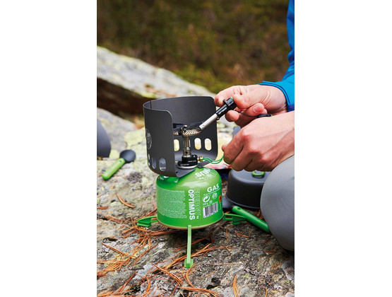 https://www.optimusstoves.com/website/var/tmp/image-thumbnails/0/2887/thumb__product/optimus-crux-lite-with-windshield_sparky_canister-stand.jpeg